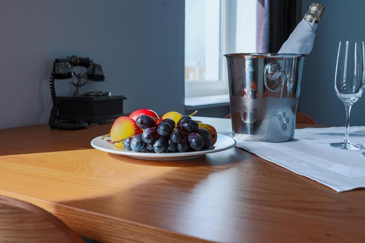 Inger Hotell Narwa Zewnętrze zdjęcie