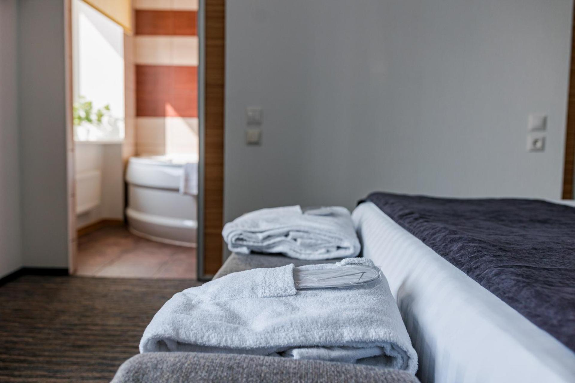 Inger Hotell Narwa Zewnętrze zdjęcie